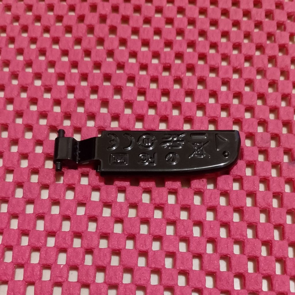 Tutup Baterai Olympus VG180 hitam