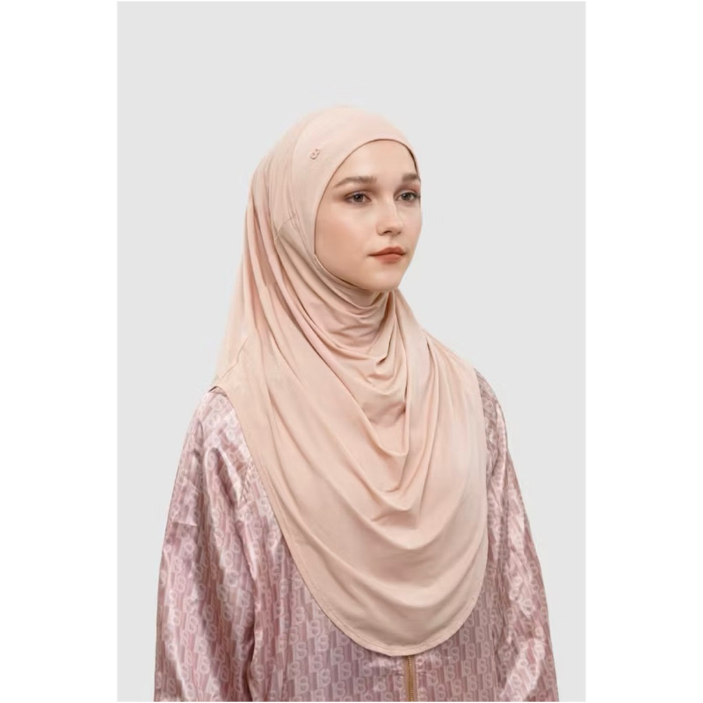 Active Slip-on BUTTONSCARVES