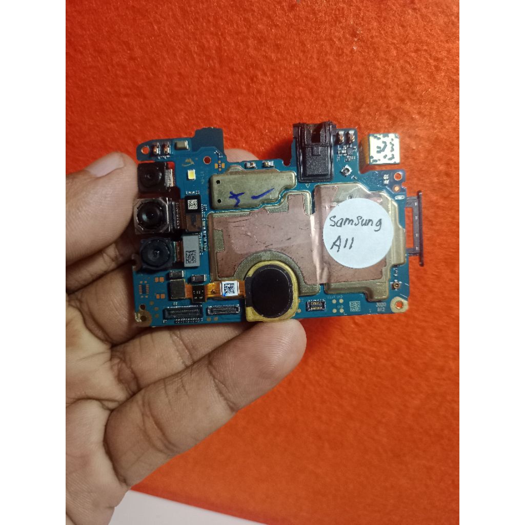 mesin samsung A11 hidup minus