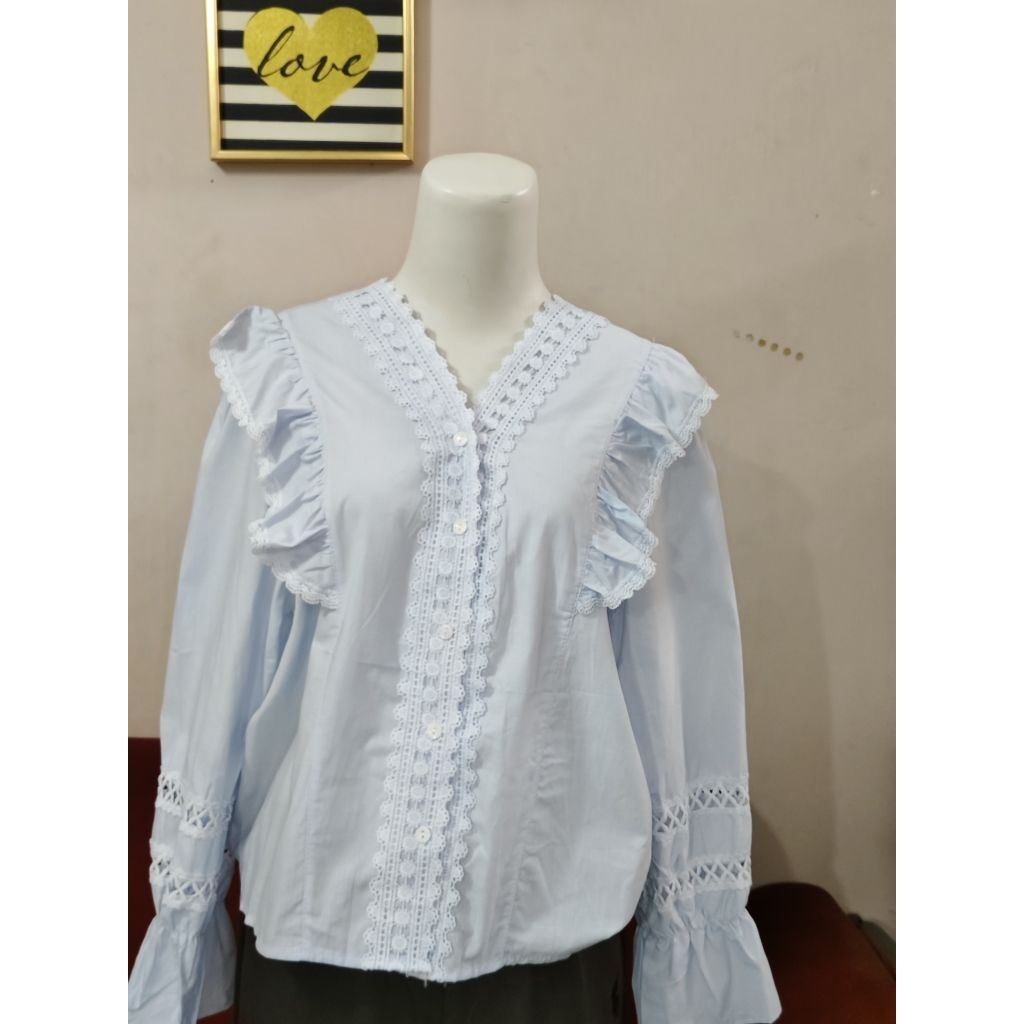 atasan blouse baju top pakaian kemeja wanita kancing renda import