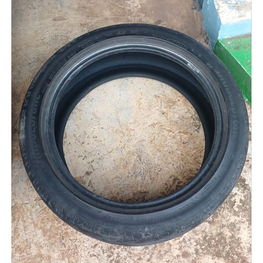 BAN 225 45 R18 (second)