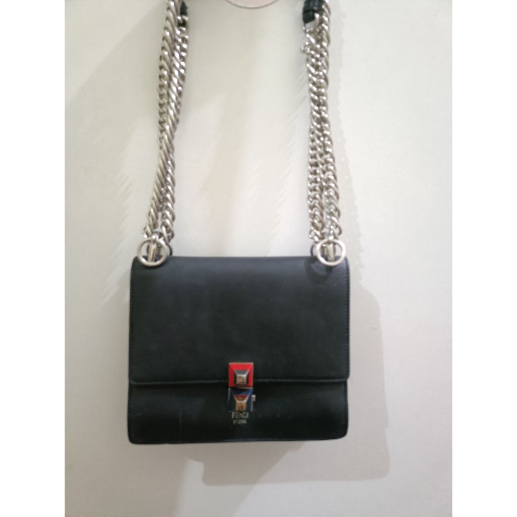 tas branded preloved Fendi*