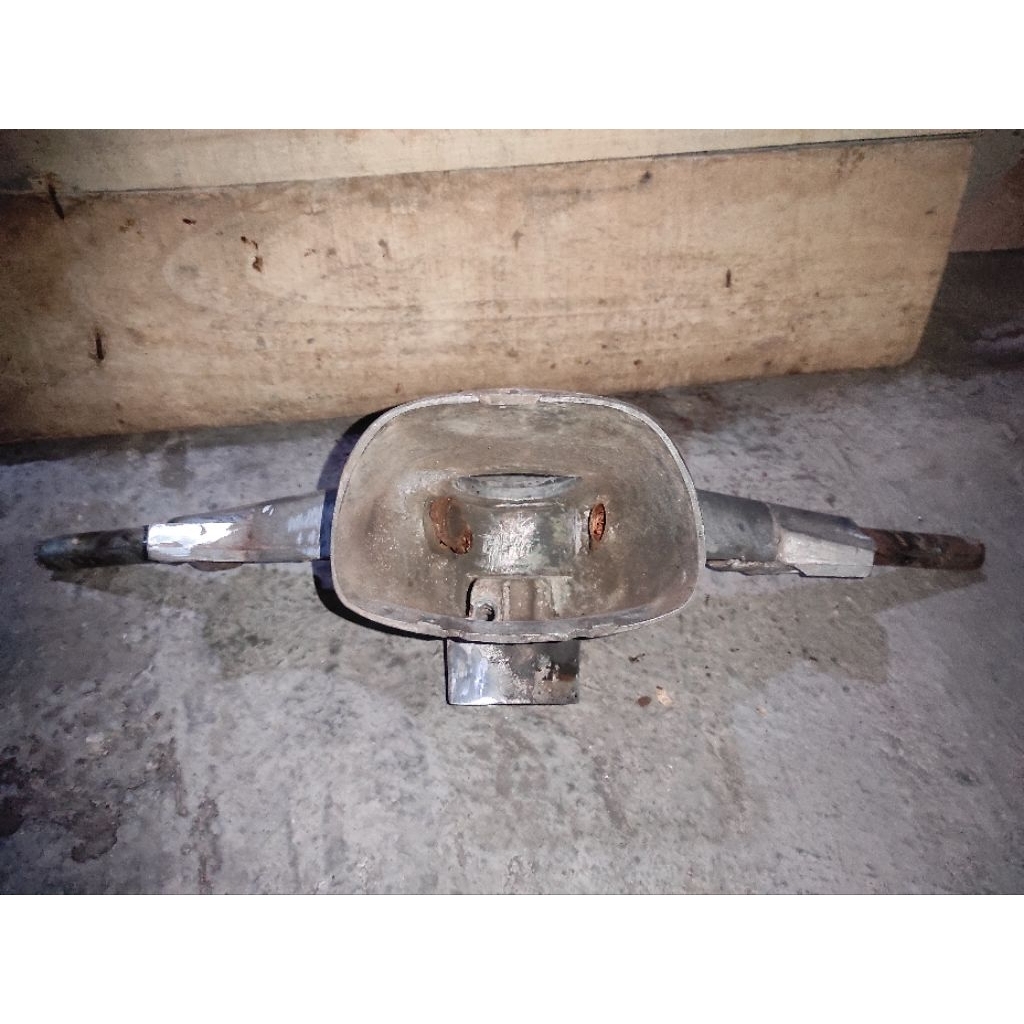 stang vespa super asbak