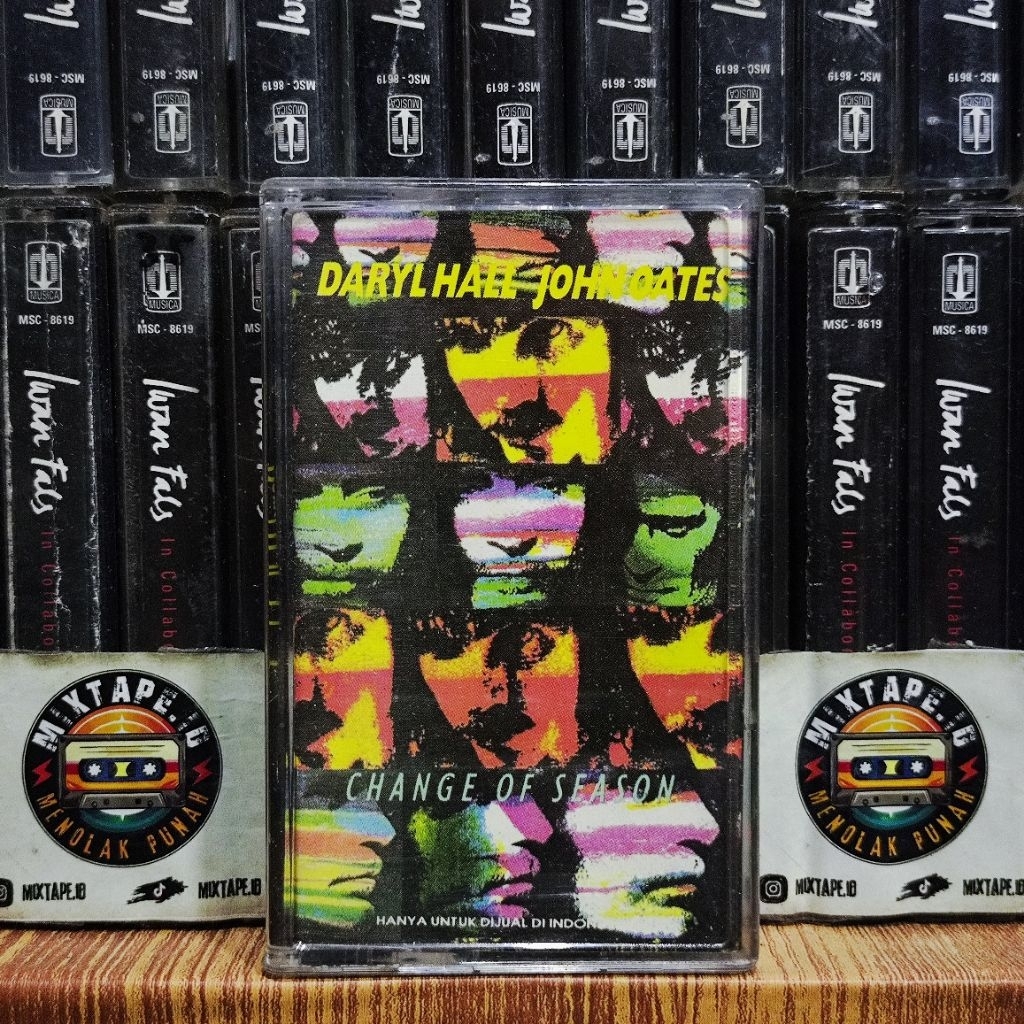 Kaset - Daryl Hall & John Oates - Change Of Season - Radio Tape - Kaset Pita - Radio - Pemutar Kaset