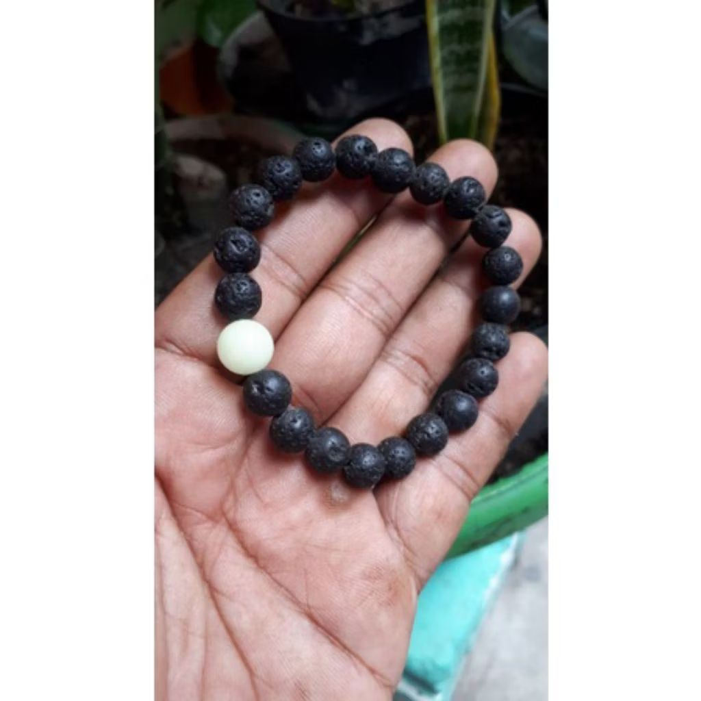 GELANG BATU LAVA KOMBINASI POSFOR MENYALA DALAM GELAP