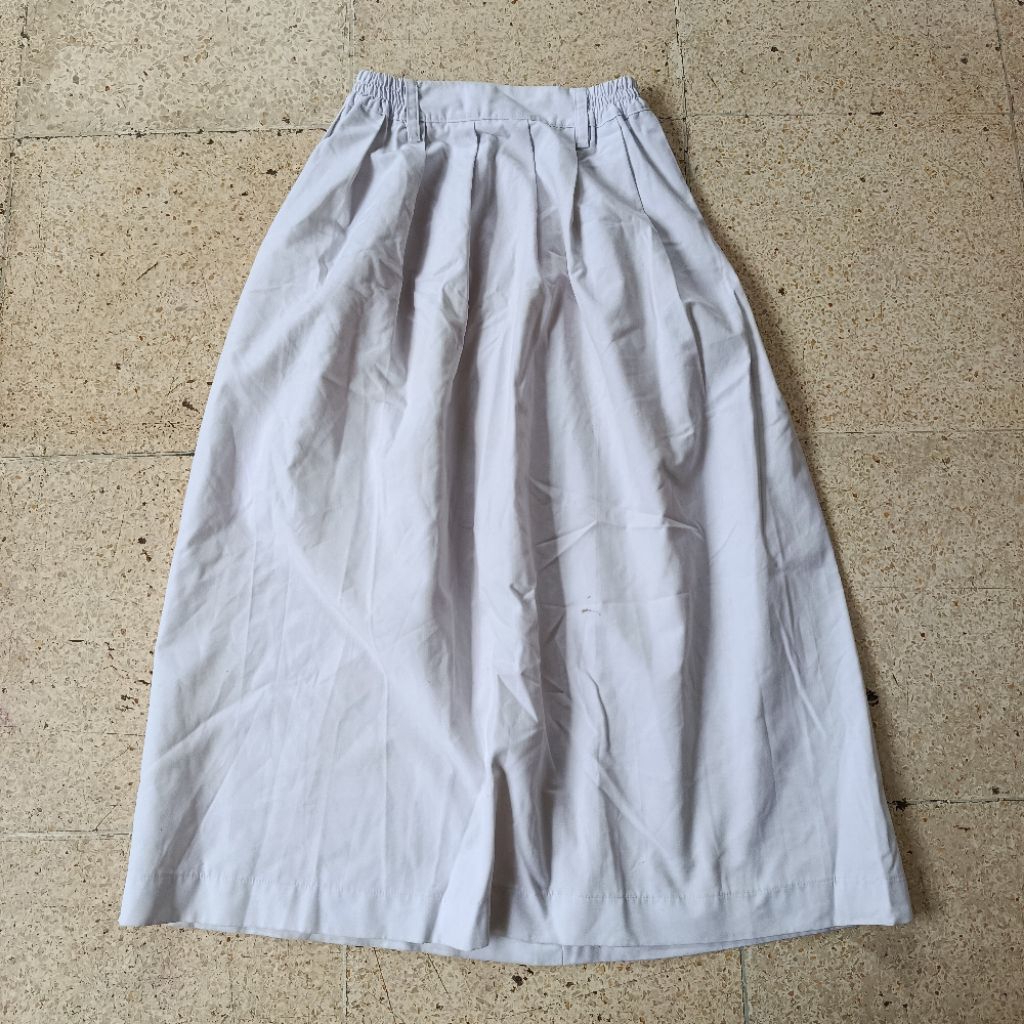 preloved rok panjang putih / REX 238