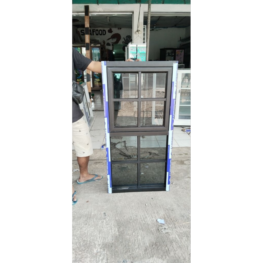 jendela alumunium kaca