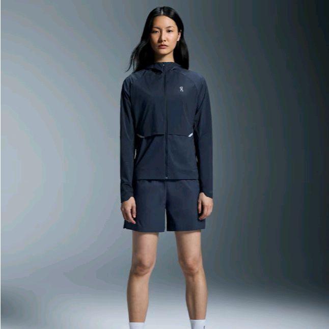 On Running Women Core Jacket Midnight - Jaket Olahraga Wanita On Cloud Core Jacket