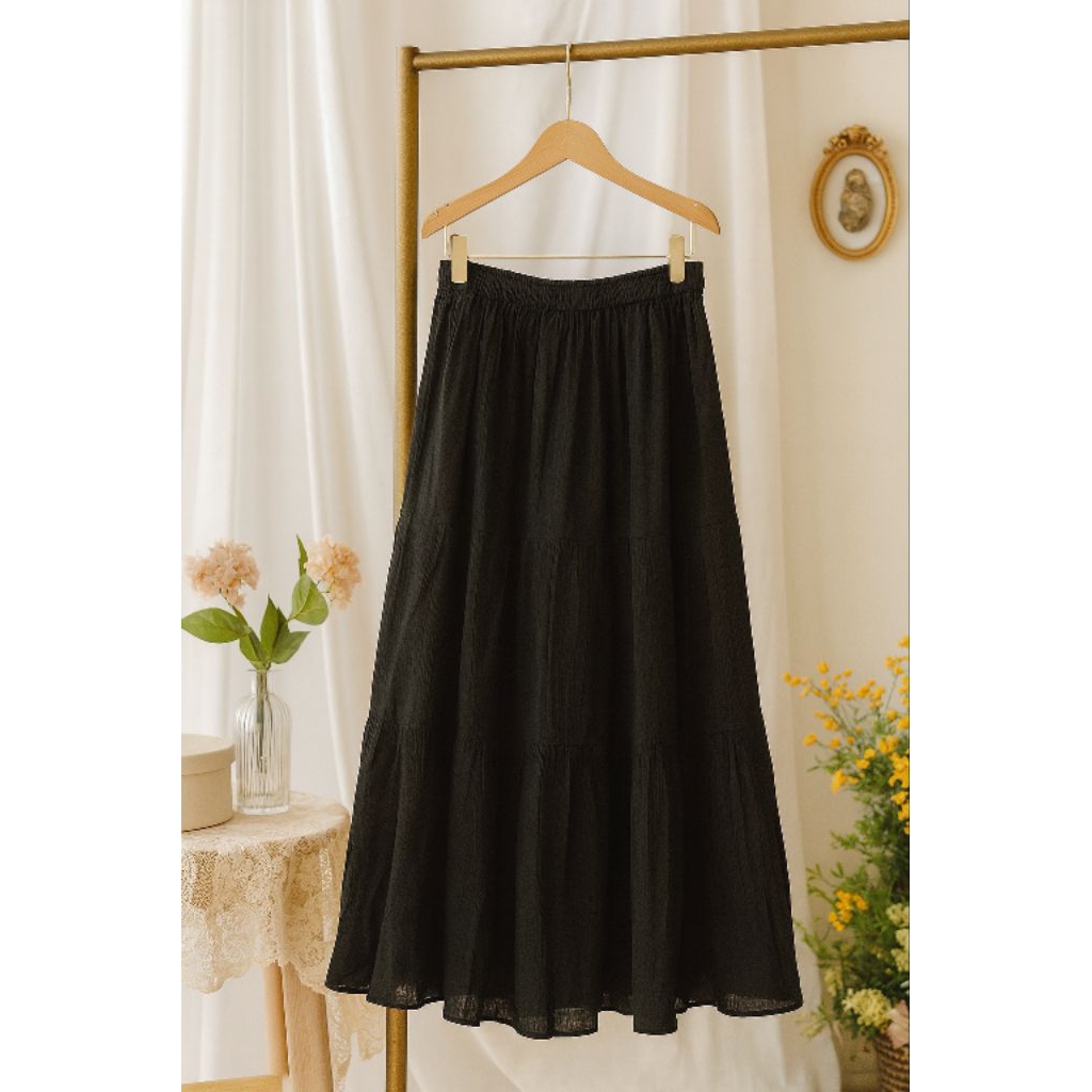 Rok Uniqlo Umpak Hitam Preloved