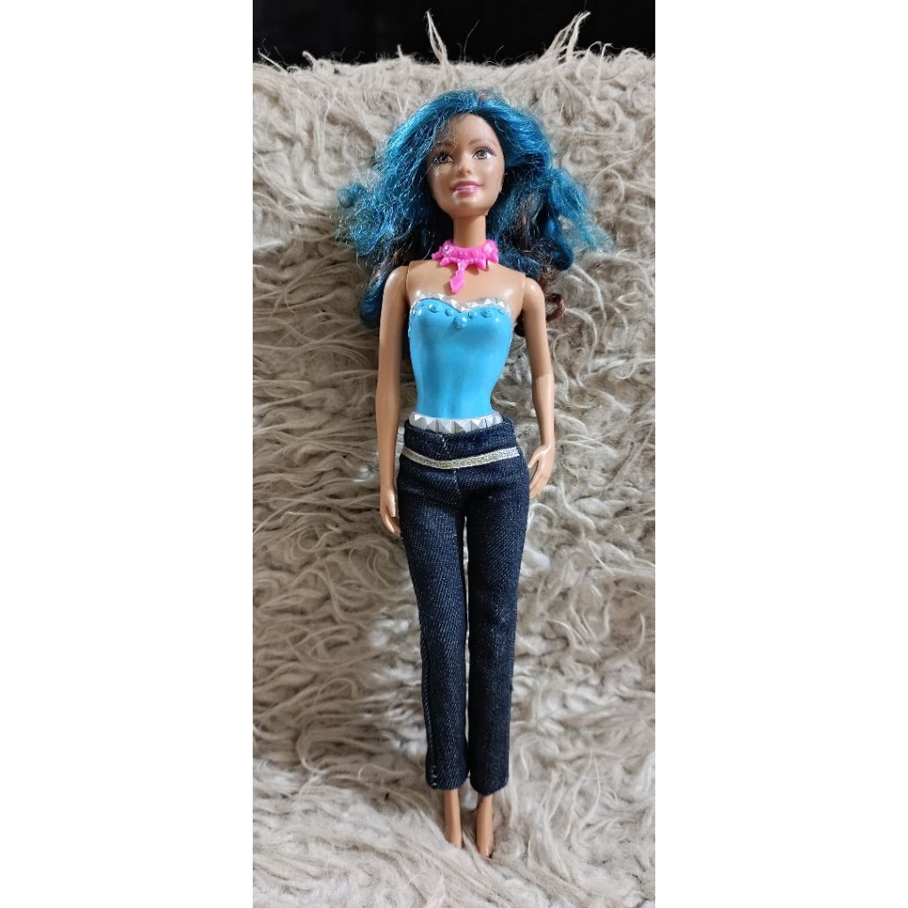 barbie rivk'n royals budget erika doll  original prelov