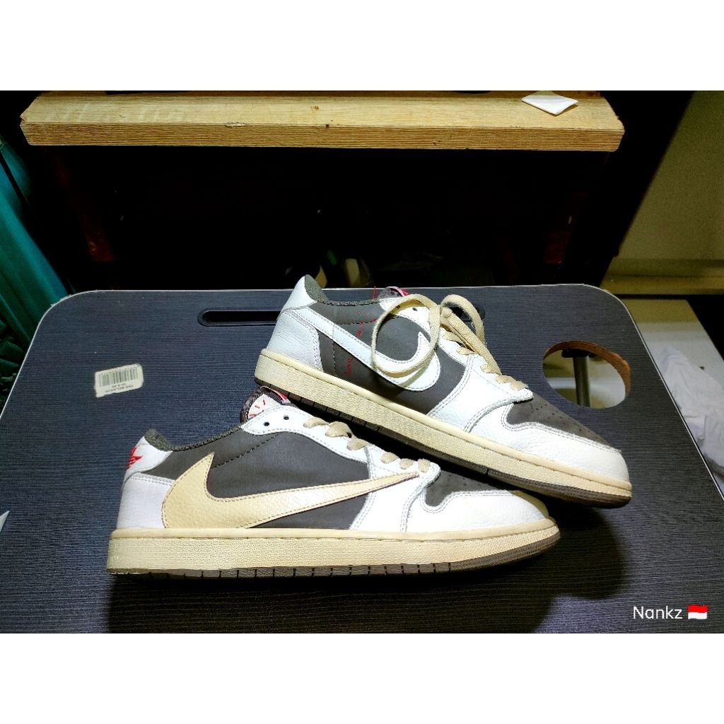 Nike Jordan 1 Retro Low OG SP Travis Scott Reverse Mocha
