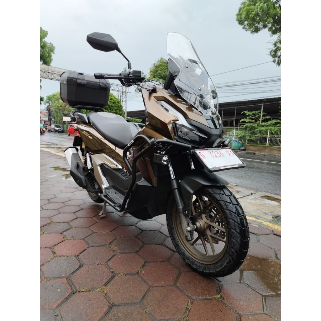 Crashbar ADV 160 Roadsync ABS dan CBS original Givi