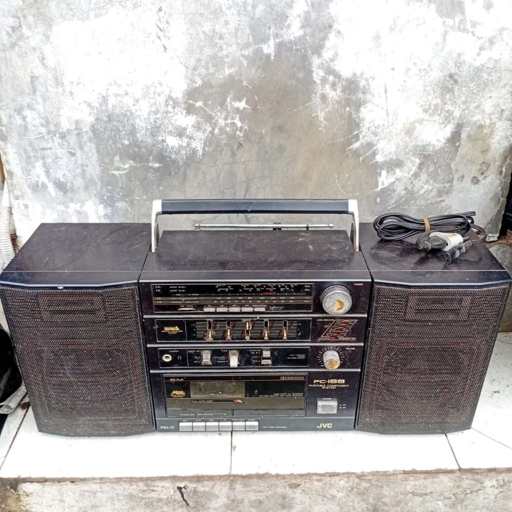 Radio tape JVC jadul