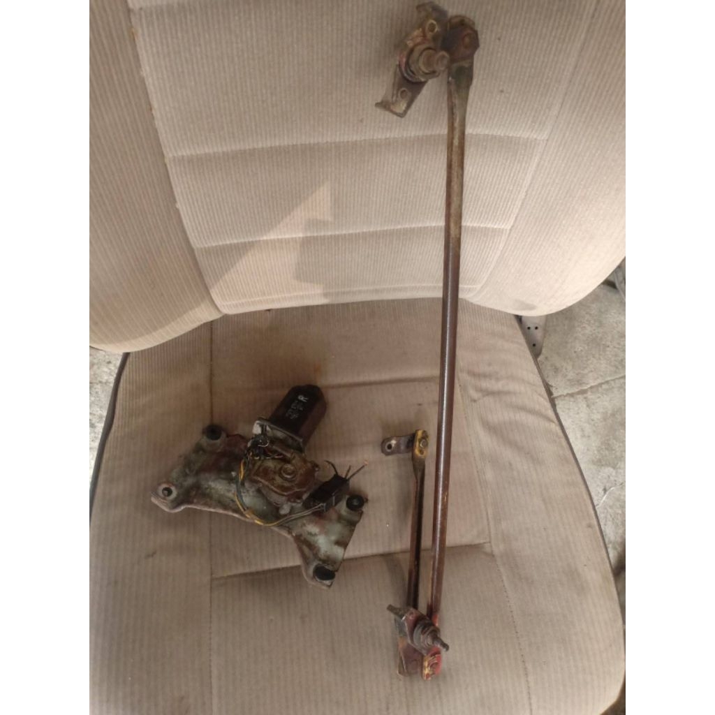 Dinamo wiper koplit stang dalam, hijet 1000