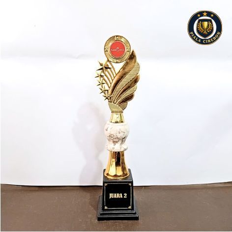 PIALA JUARA KELAS PIALA KEJUARAAN LOMBA