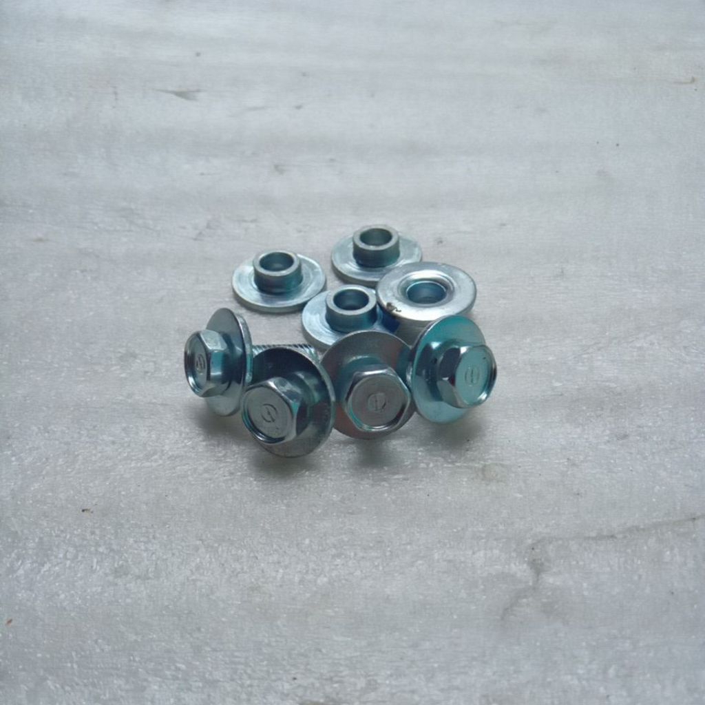 Baut set Spakbor depan Honda CRF 150 Original