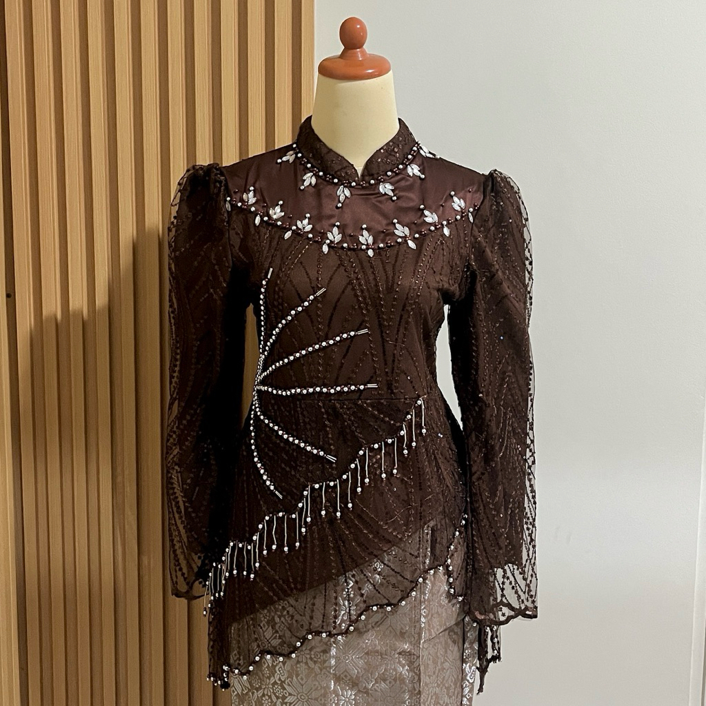 Kebaya Nayla (Versi Terbaru) / kebaya modern / kebaya wisuda