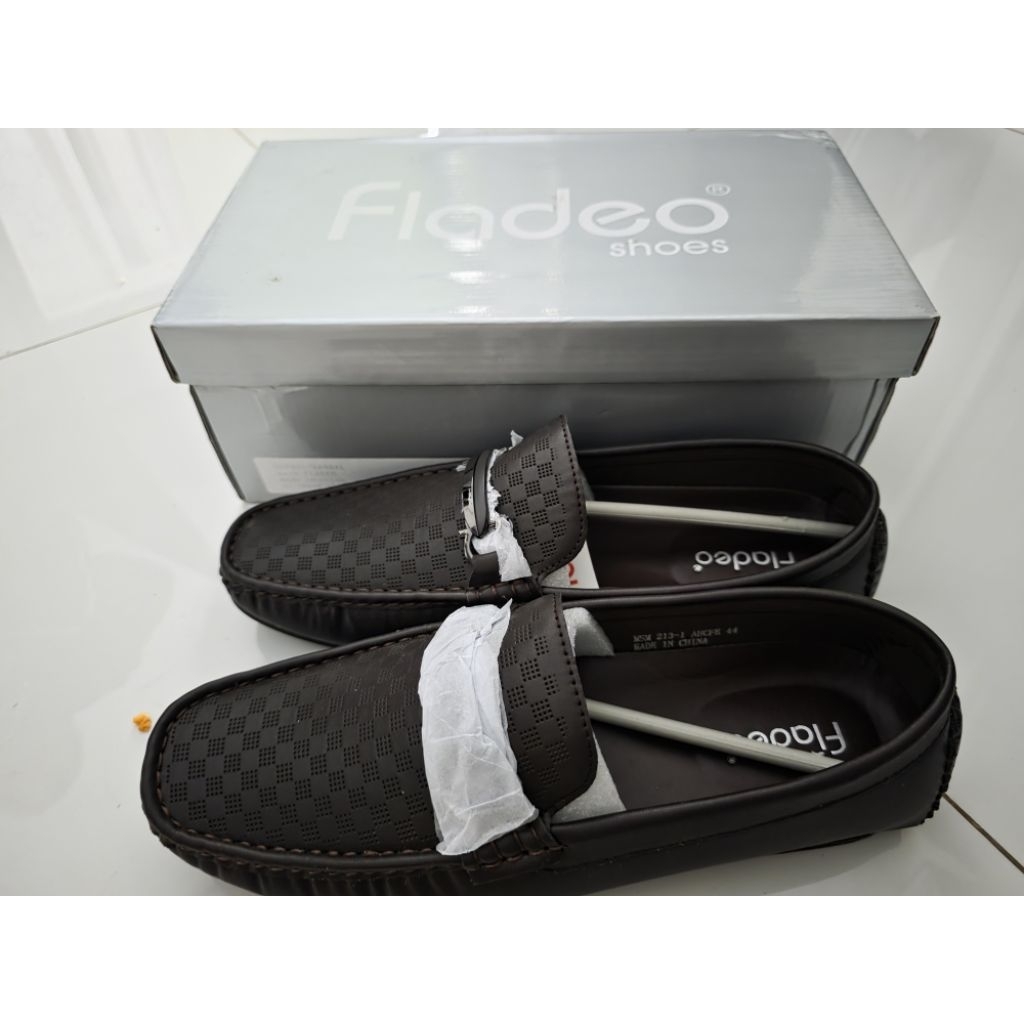 BARU | Sepatu Pria | Pantofel semi formal | Fladeo size 44 | Coklat Coffee