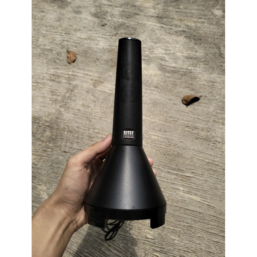 satelit L altec lansing octane 7