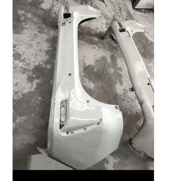 bemper belakang Avanza facelift 2020