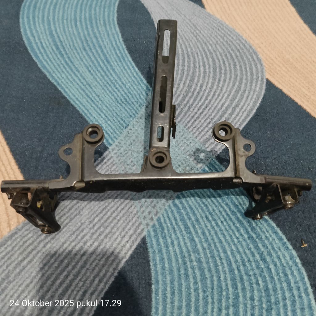 Tanduk Rusa CBR 150 K45R Ori copotan