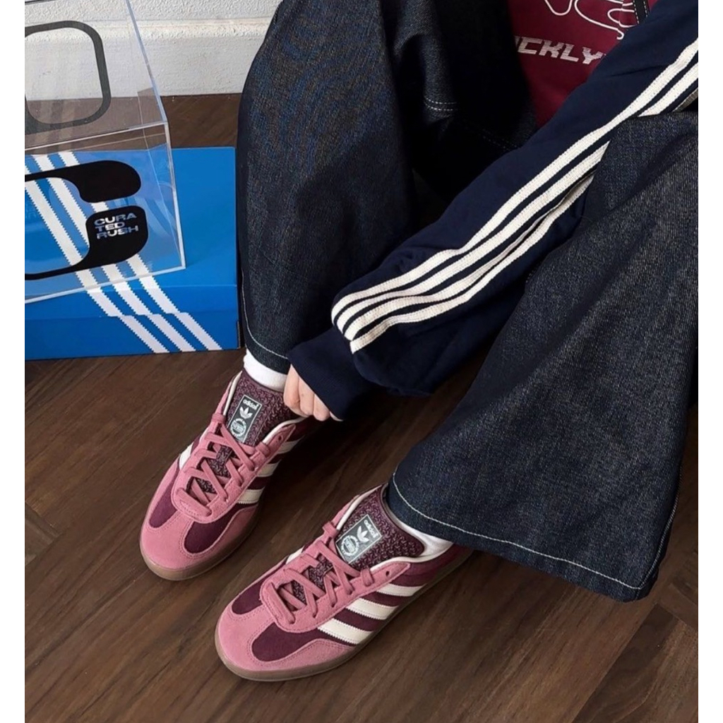Preloved Adidas Gazelle Indoor maroon pink with box & paper bag
