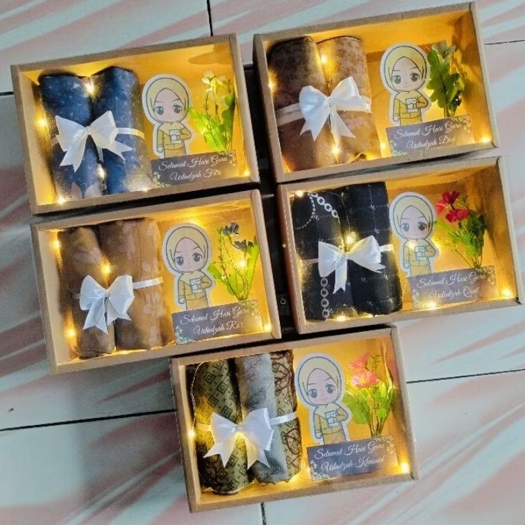 Kado hari guru gift box hijab led free packing kardus dan buble wrap/kado hari ibu/kado ultah