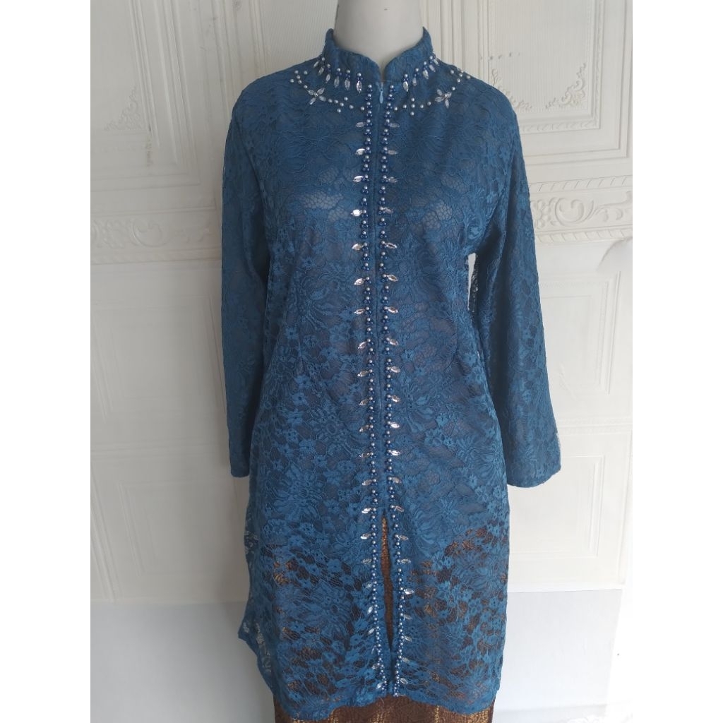 kebaya tunik/among tamu/kebaya wisuda/kebaya modern