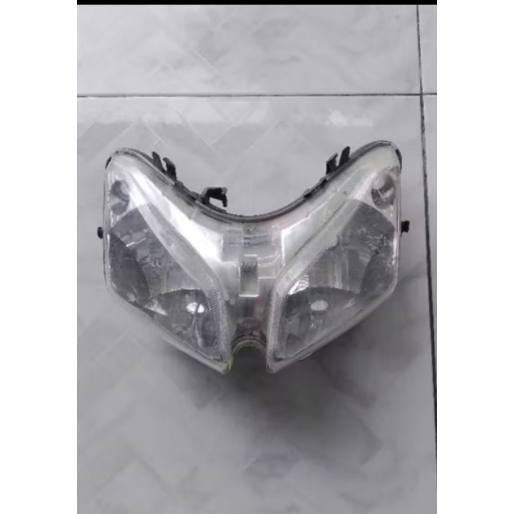 Revektor lampu depan Honda Vario 110 old original copotan