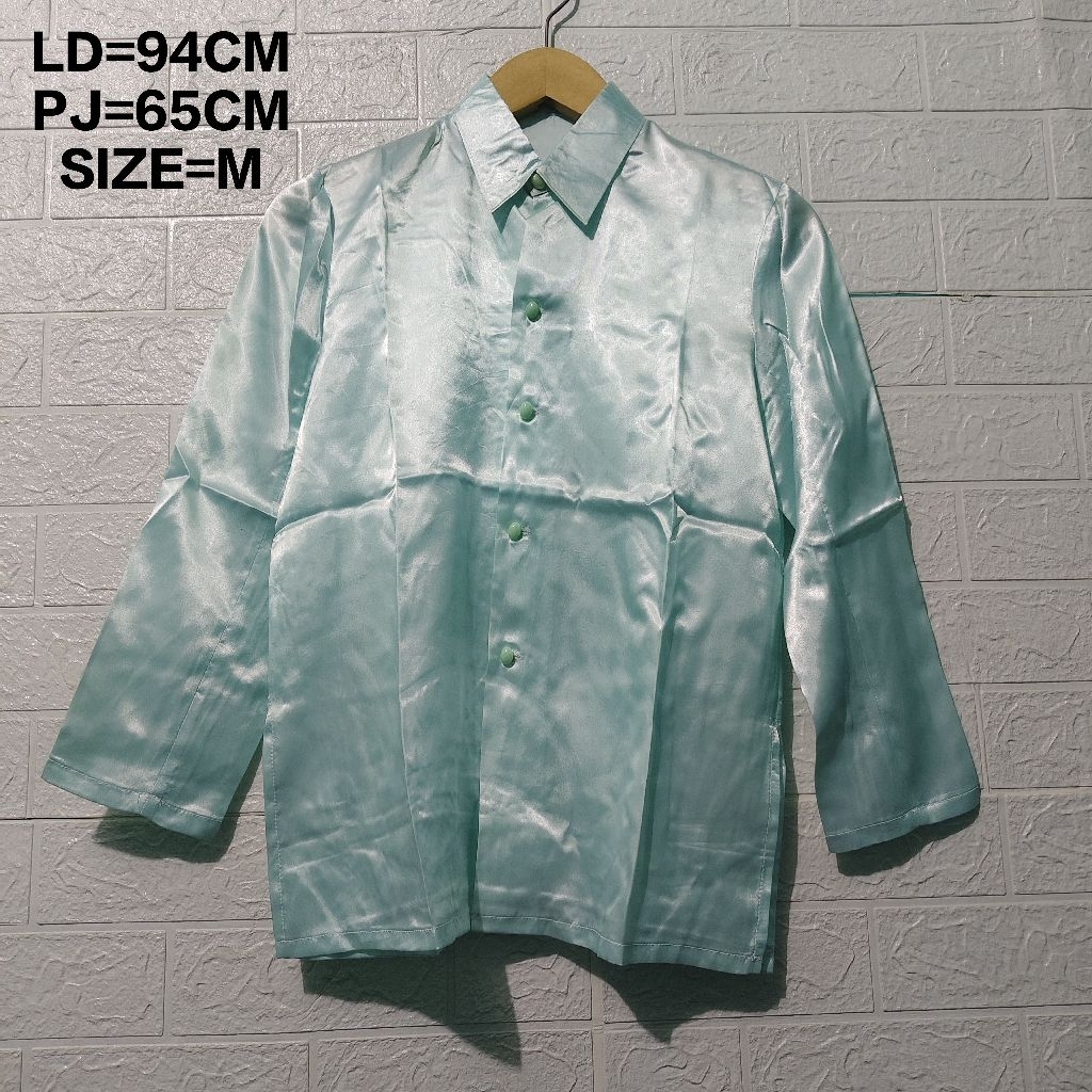 KEMEJA CASUAL WANITA BAHAN SUTRA SATIN
