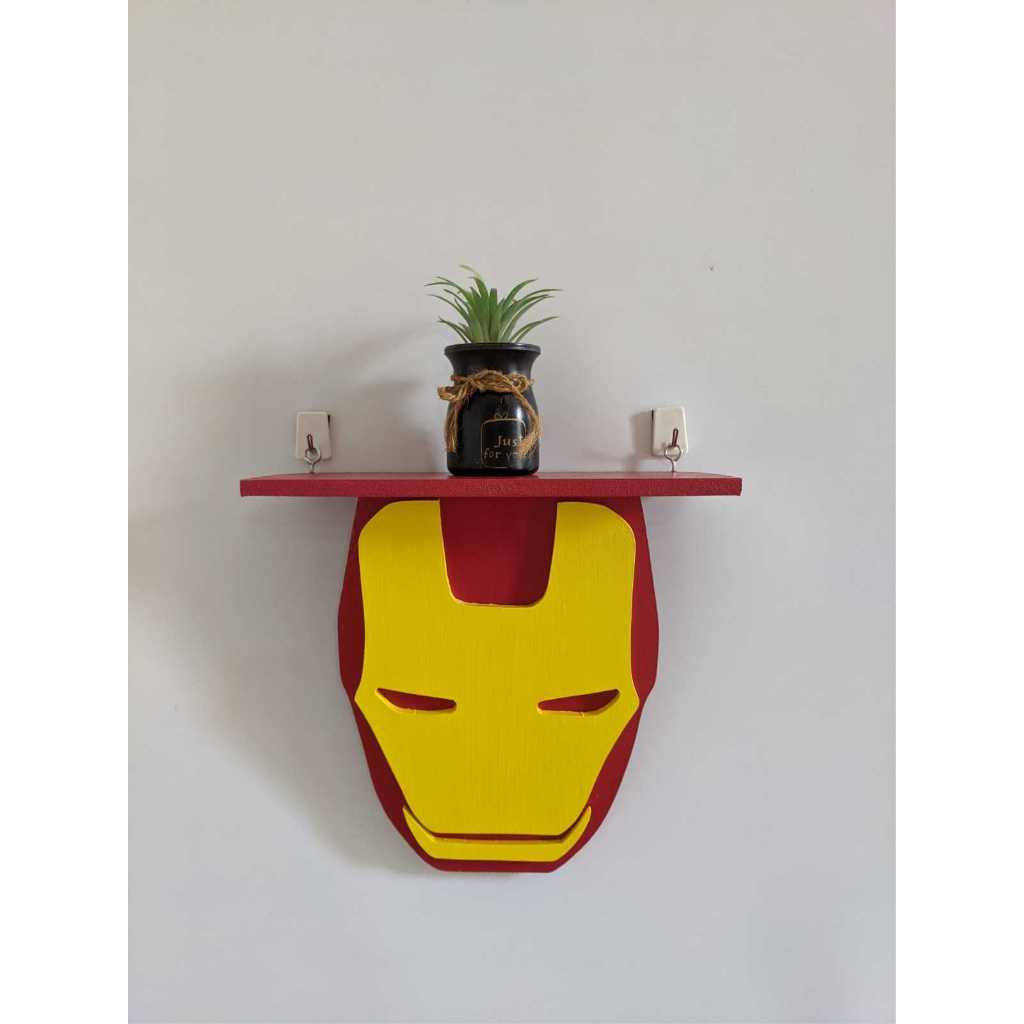 Rak Ambalan Dinding Iron Man Hiasan Dekorasi Kamar Anak Cute Ukuran 30x28x8 cm