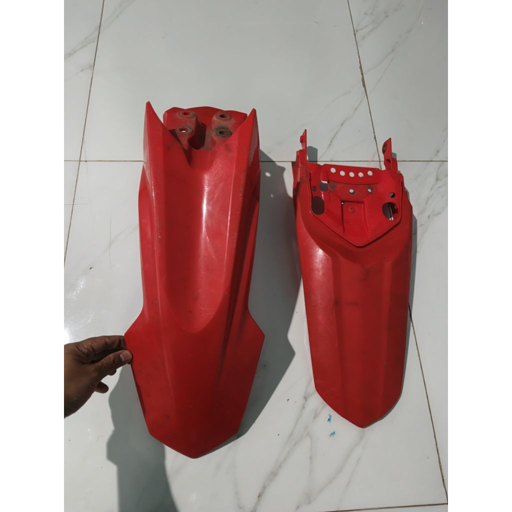 spakbor belakang crf ori red