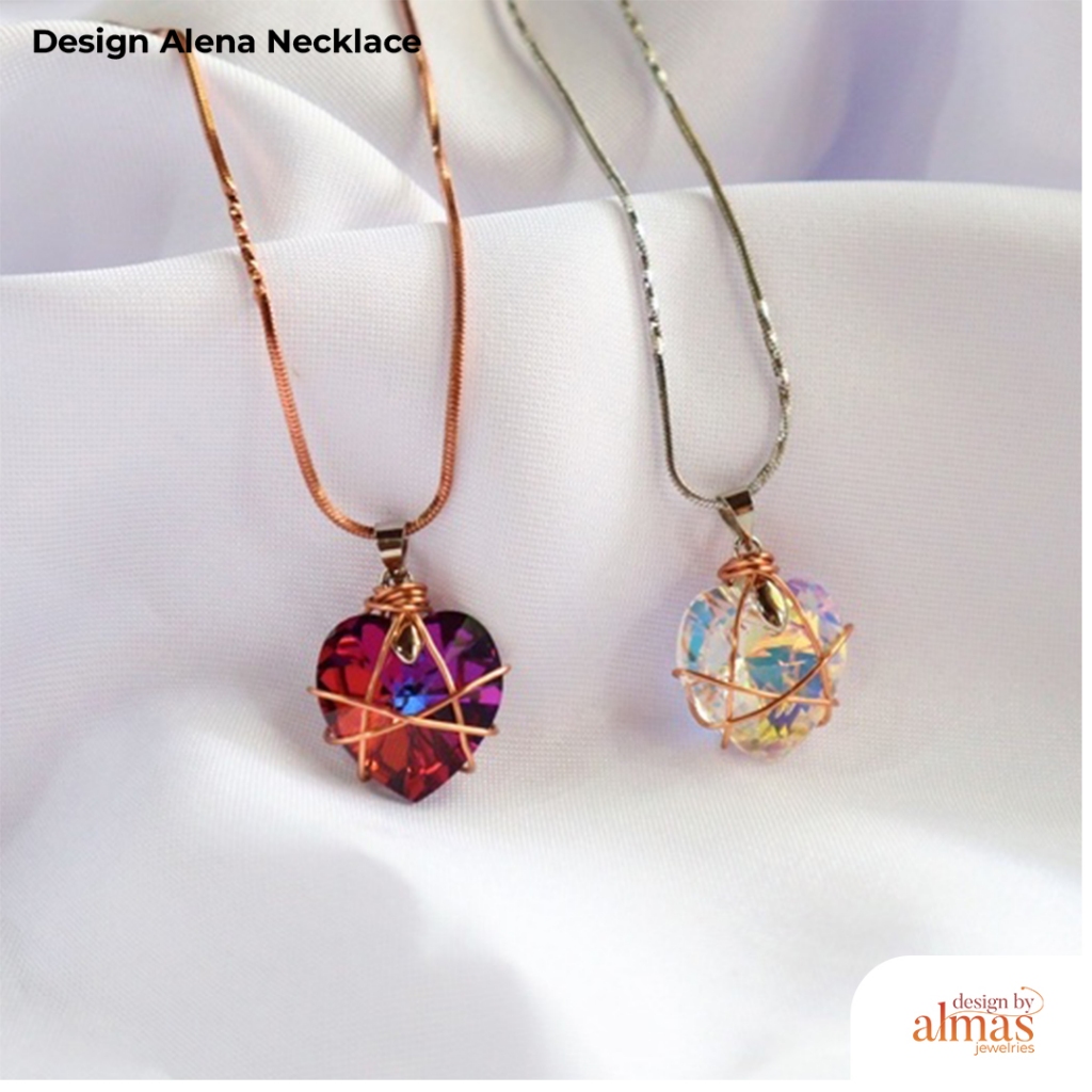 Alena Necklace | Diamond castle necklace