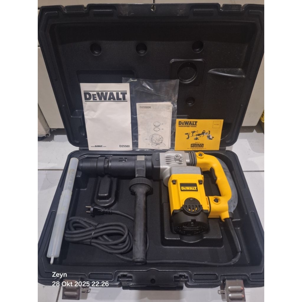 Mesin bor bobok Beton Jack Hammer Cipping Hammer Dewalt D25580K