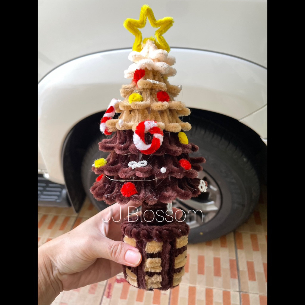 Pohon natal mini | mini pohon natal | pohon natal kawat bulu | pohon natal pipe cleaner