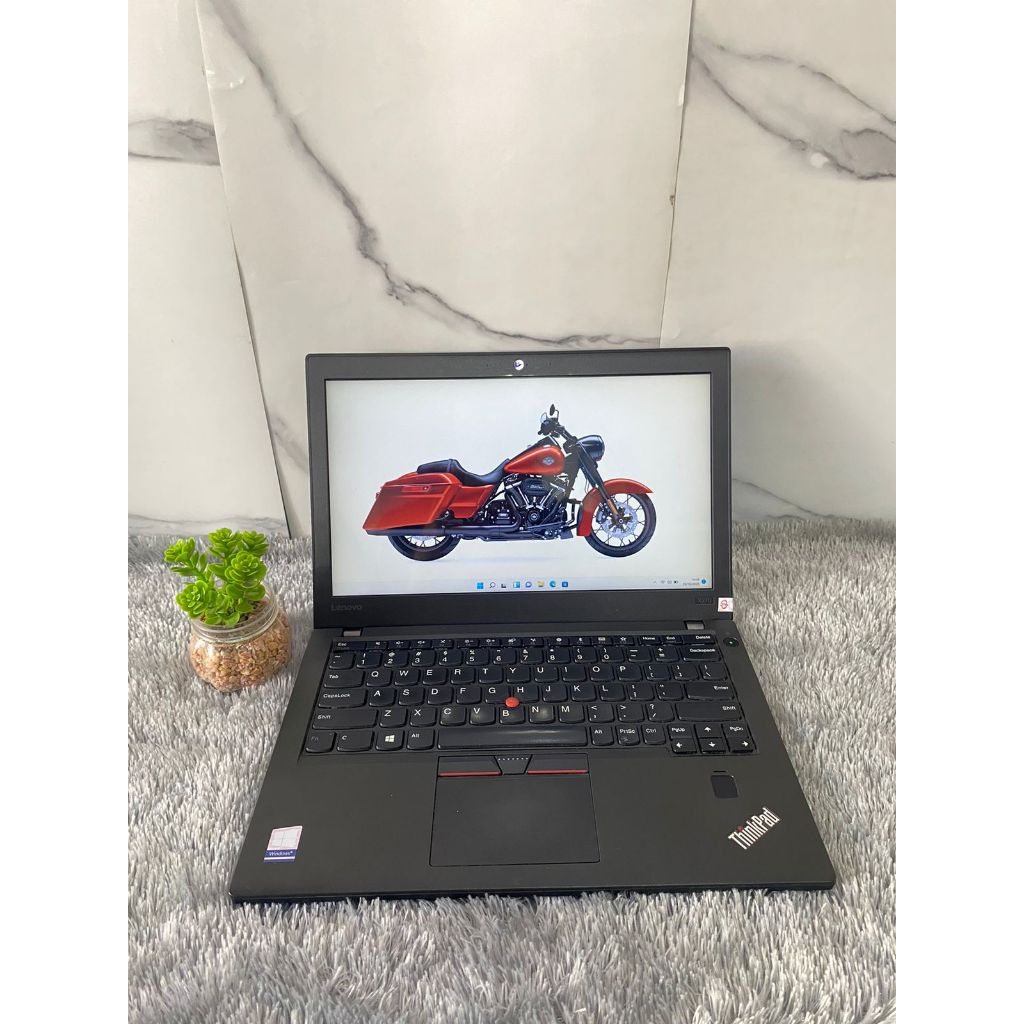 LENOVO THINKPAD X270  INTEL CORE I5-7300U RAM 8 GB SSD 256 GB