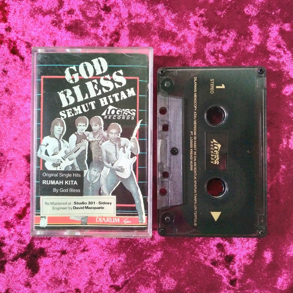 Kaset God Bless - Semut Hitam