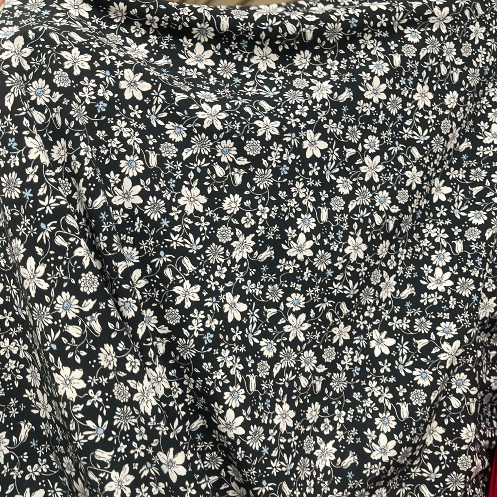 kain wolpeach motif bunga kecil premium - kain soft wolfis - kain monalisa motif lqb