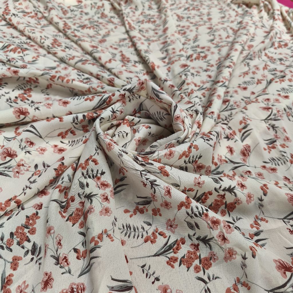 Kain Zara Crepe Motif Bunga Kecil Pink Peach – Bahan Jatuh, Lembut, Adem, Elegan untuk Gamis, Dress,