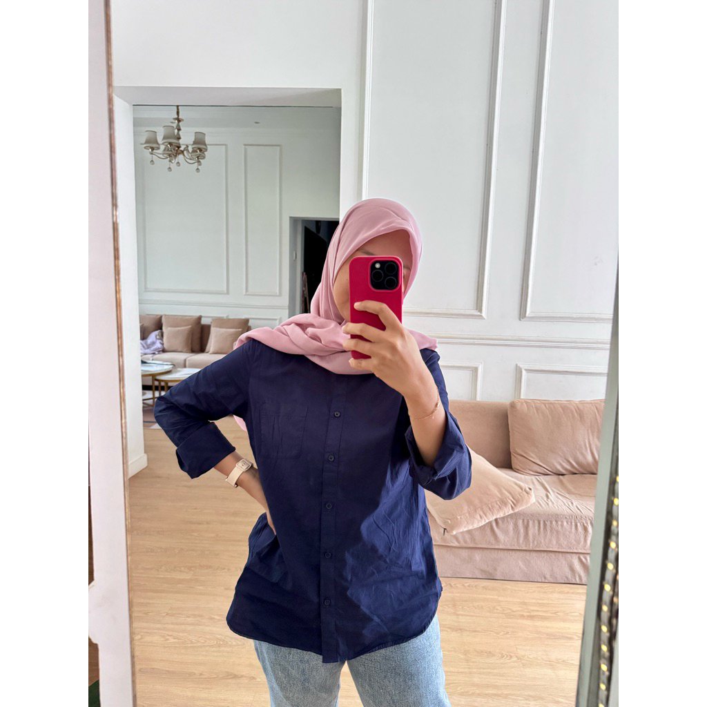 Uniqlo Kemeja Wanita Katun Linen Baby Pink dan Navy