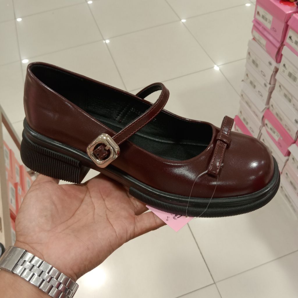 GENNY SEPATU SLIP ON GLOSY ANGGUN WANITA ORIGINAL