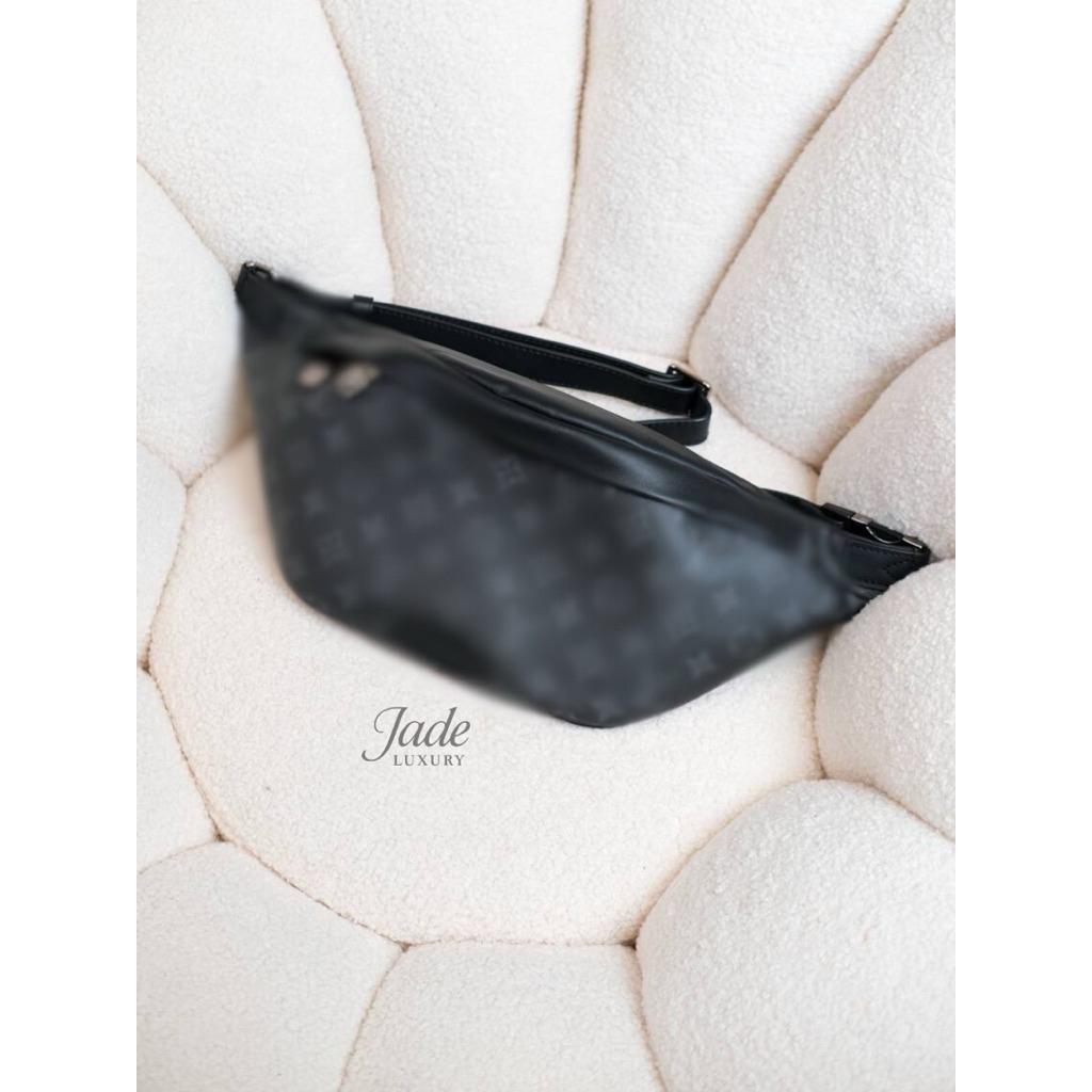 Tas Pria L Bumbag Discovery Black Mono