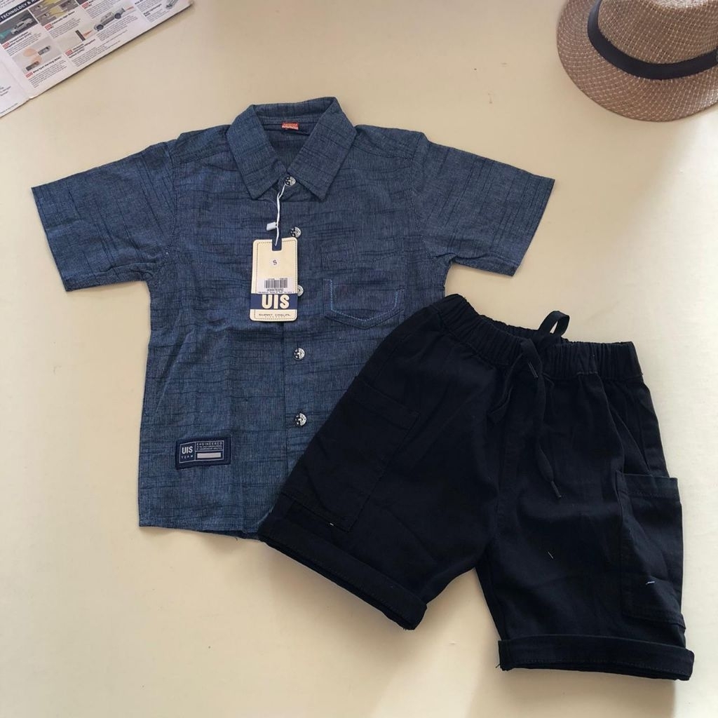 setelan cowok UIS kemeja pendek celana pendek