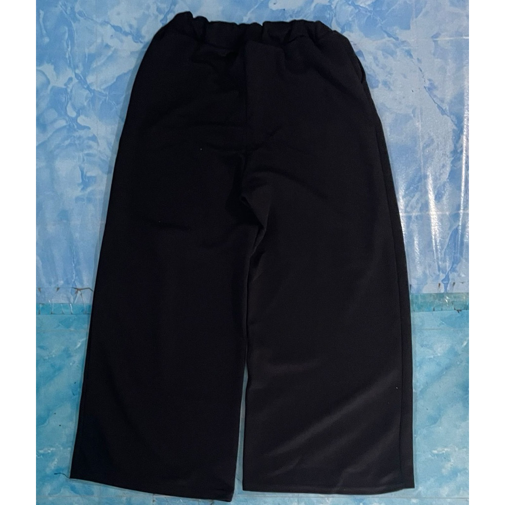 Celana panjang hitam wanita Kulot