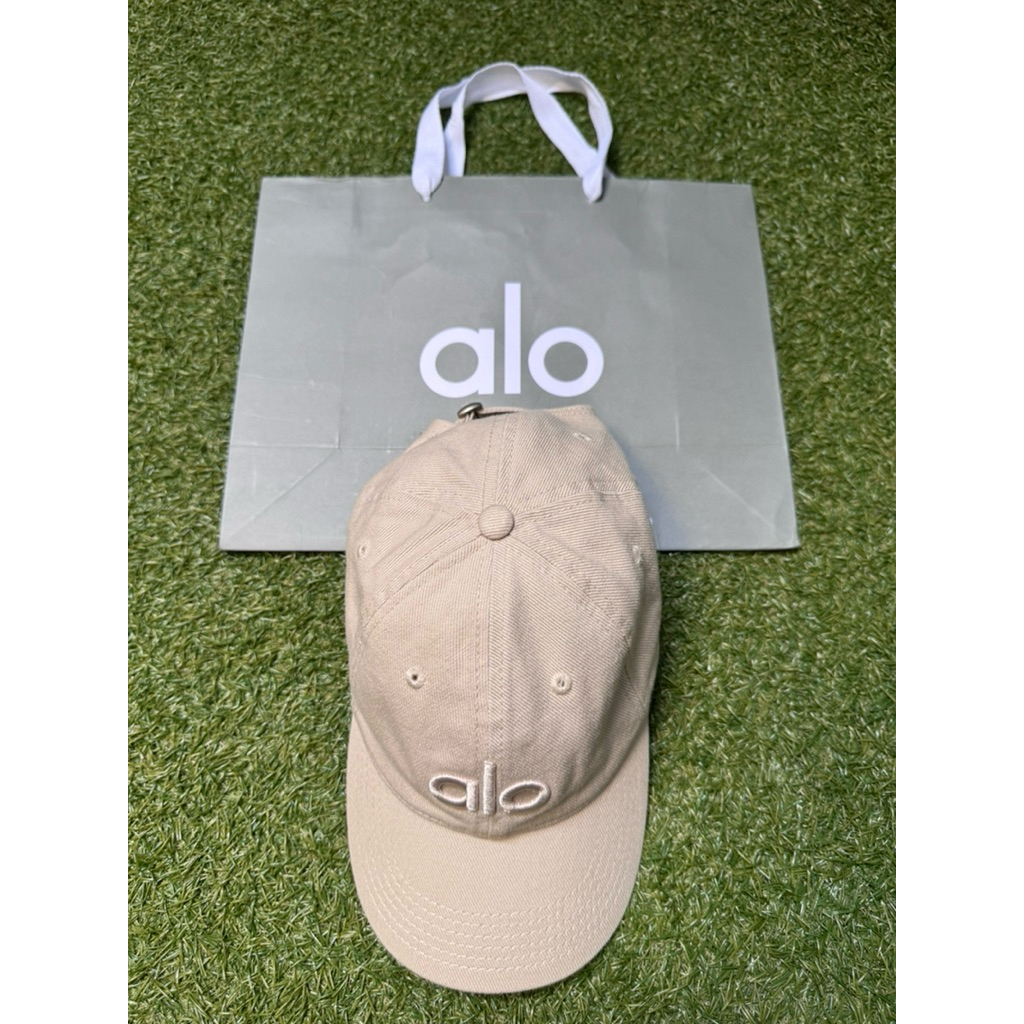 Preloved Topi Alo Yoga