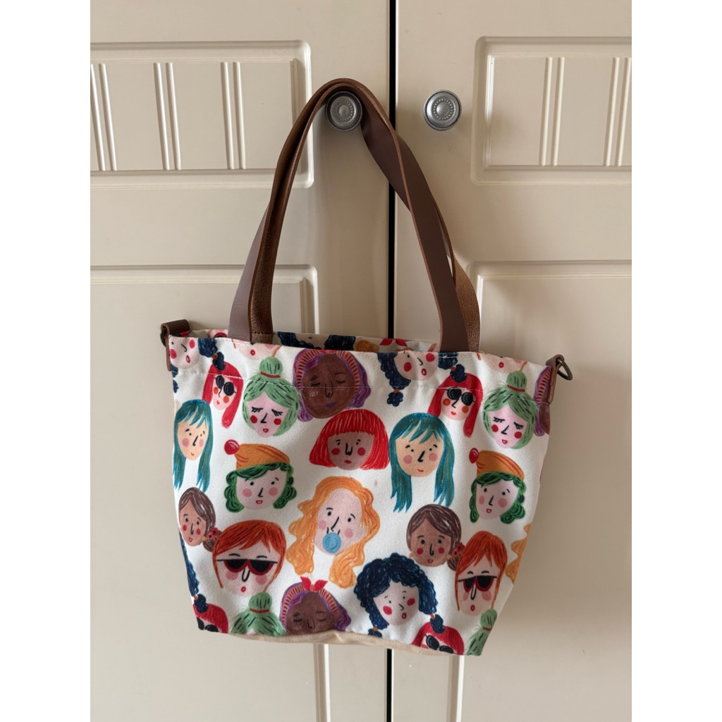 preloved item white bag shoulder bag character