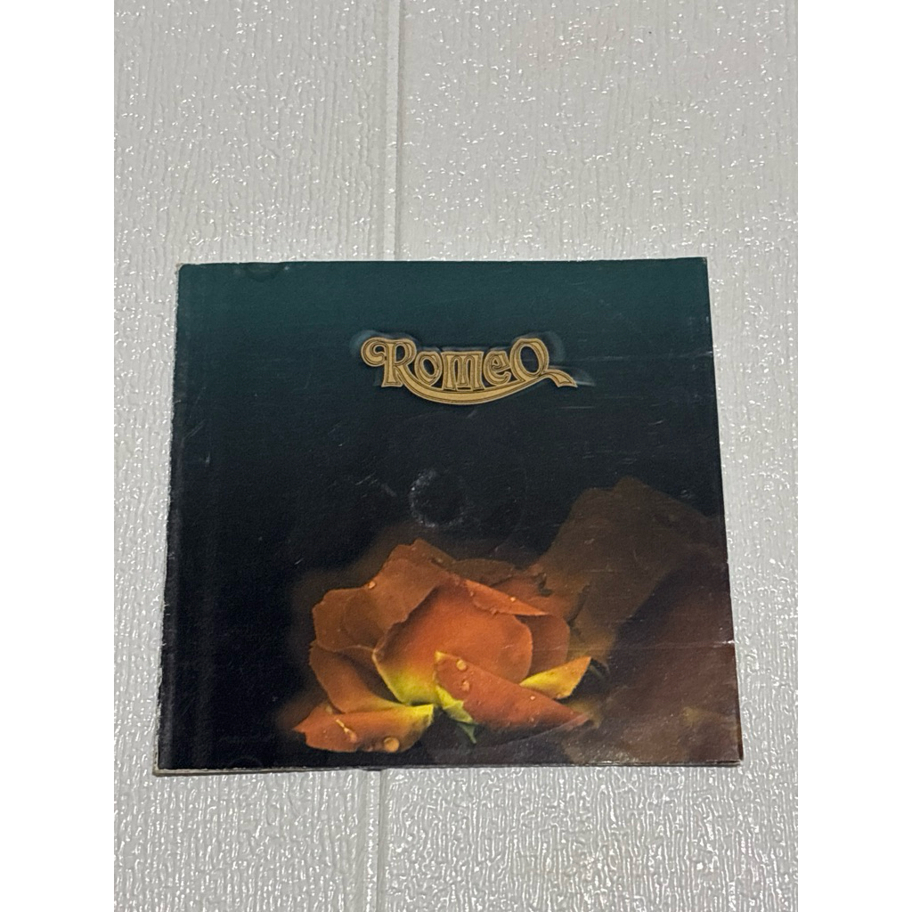 CD ALBUM ROMEO BUNGA TERAKHIR ORIGINAL