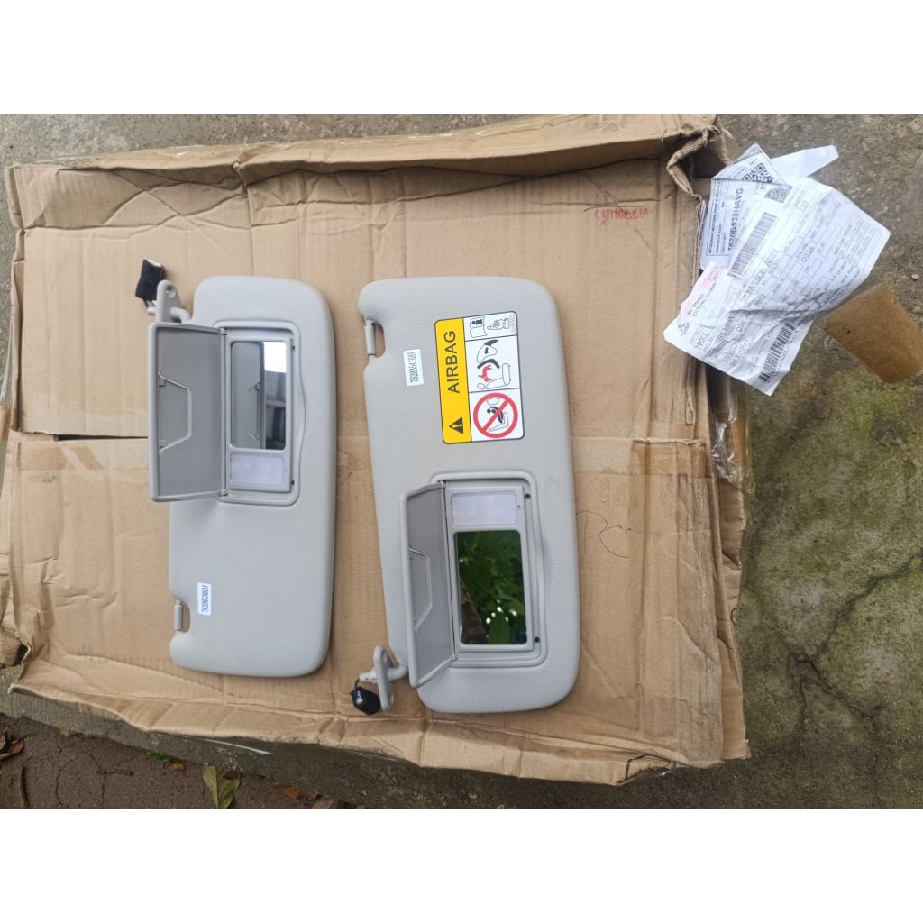 Sunvisor lampu sunvisor kaca Mitsubishi Triton Original