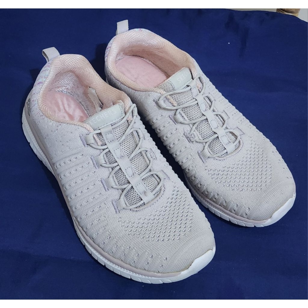 preloved skechers virtue original size 38