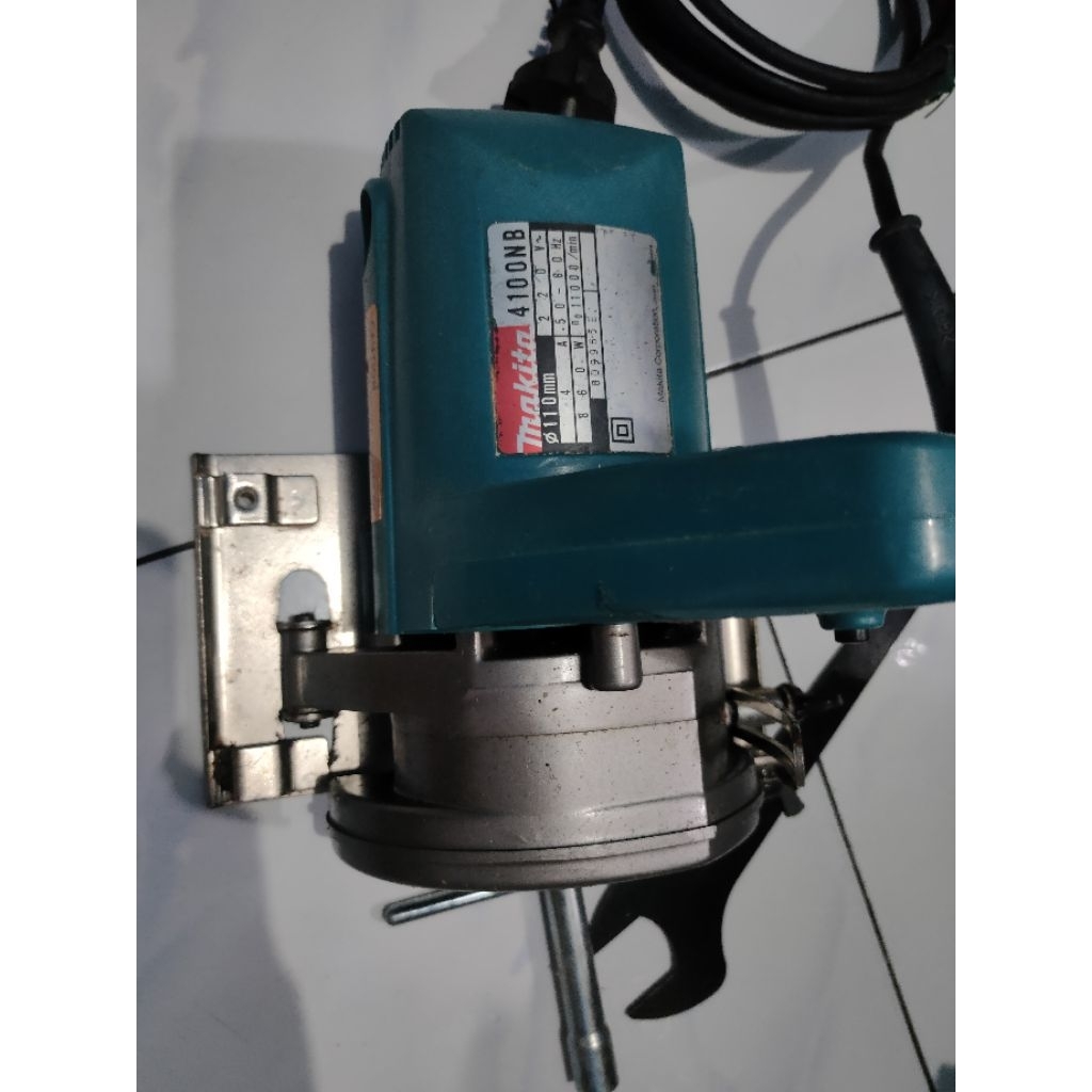 Alat Pemotong Keramik Makita 4100NB Made In Japan